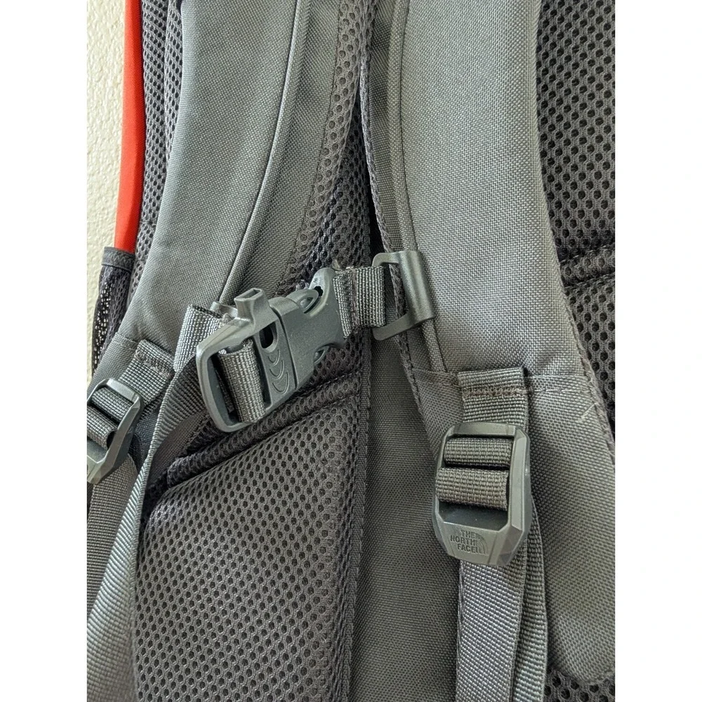 The North Face Connector Backpack Orange Flexvent Hiking Outdoors
